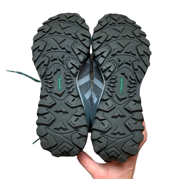 MERRELL Fiery Gore Tex Trail Running Shoes / Sneakers in Gray & Green 8 - Picture 10 of 13